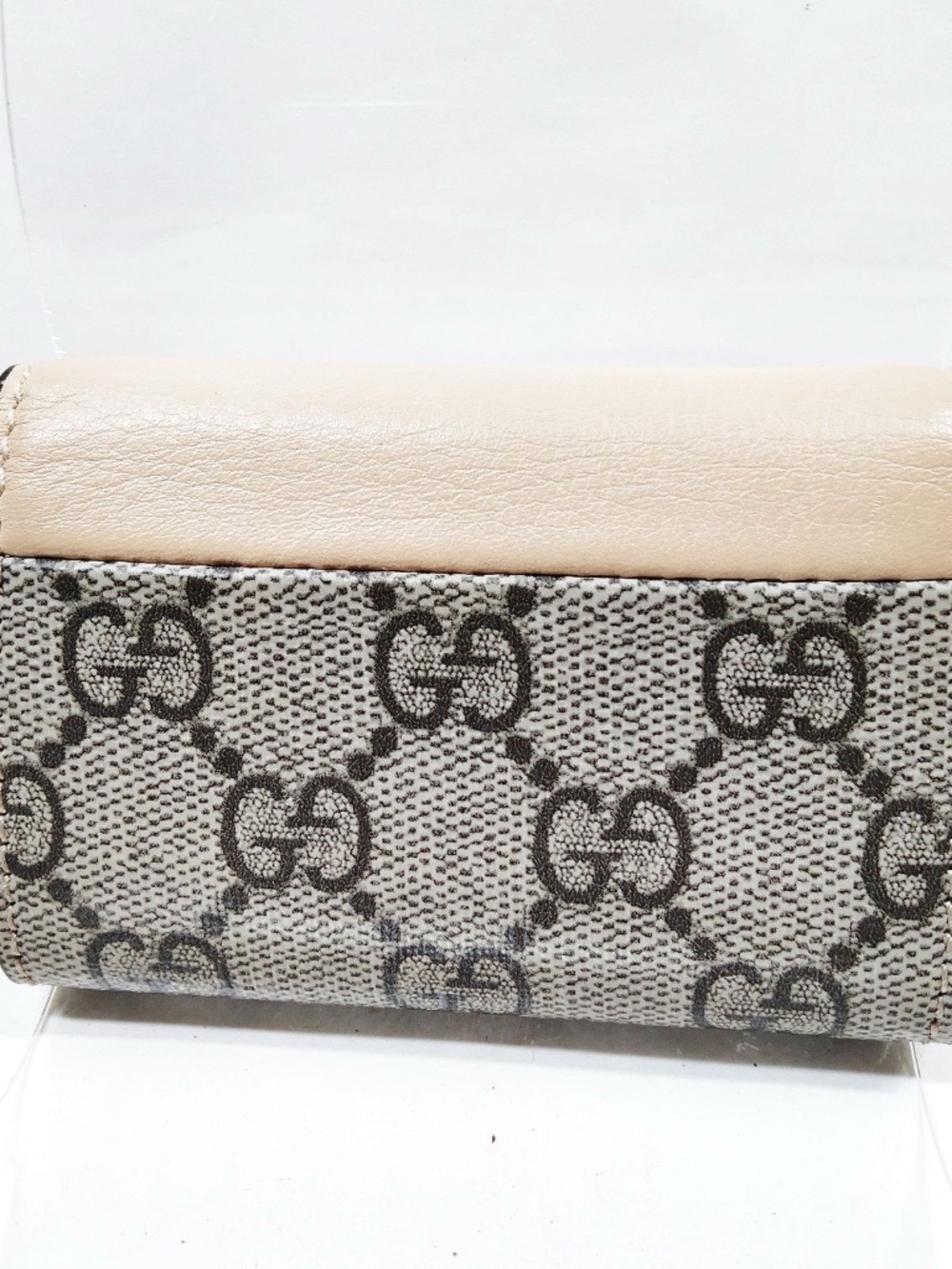 Gucci Key Case - Picture 2 of 6